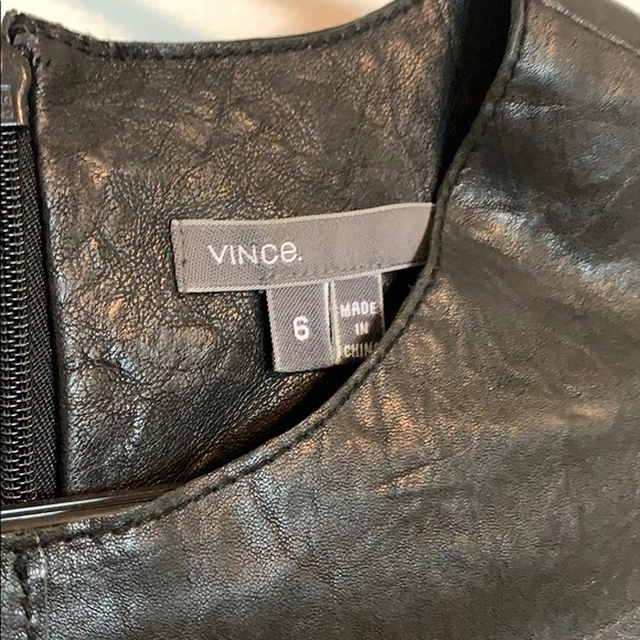 VINCE black leather sleeveless top size 6 - Picture 2 of 3